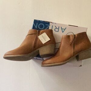 Size 11 cognac color ankle boots.